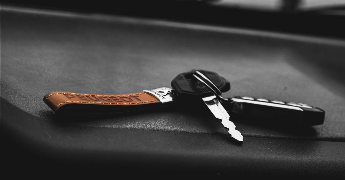 Hyundai car key fob — Westbury Locksmith
