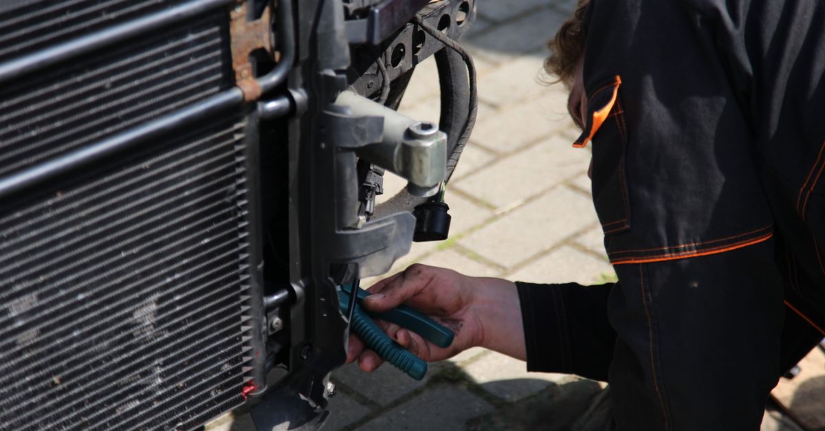 Auto Locksmith service — Westbury Locksmith