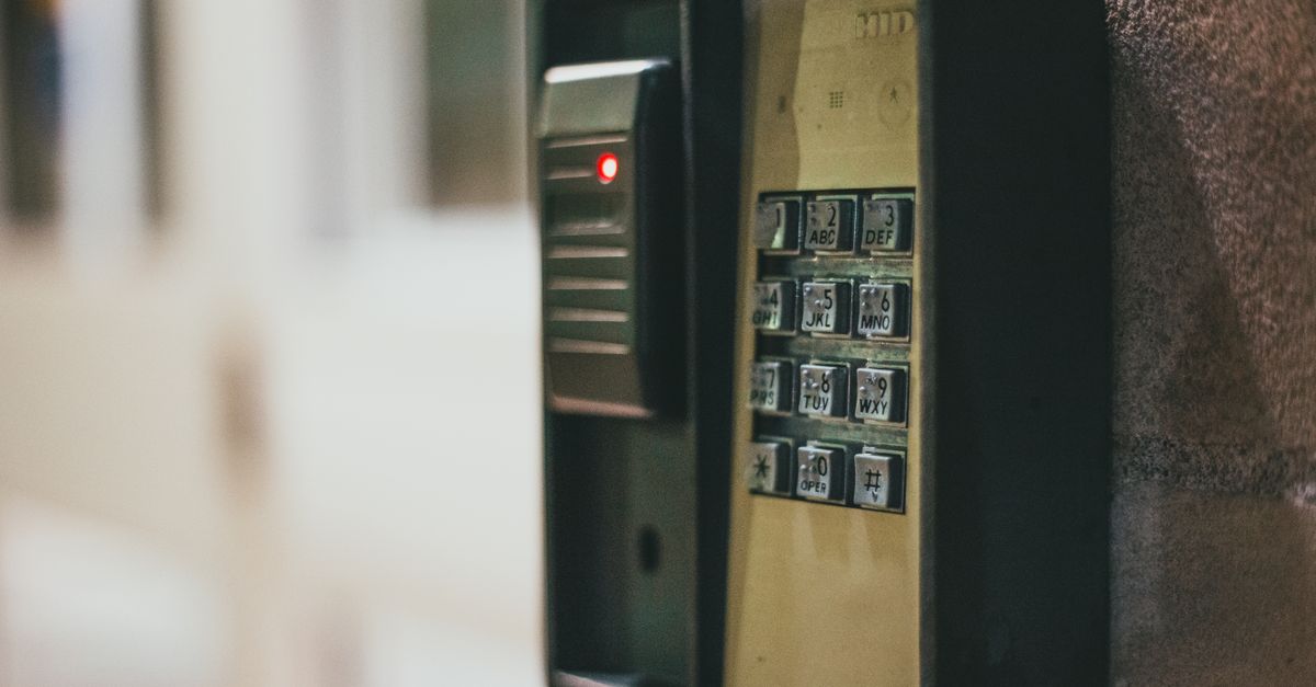 Are Your Storefront Locks Up to Nassau County Code? — Westbury Locksmith